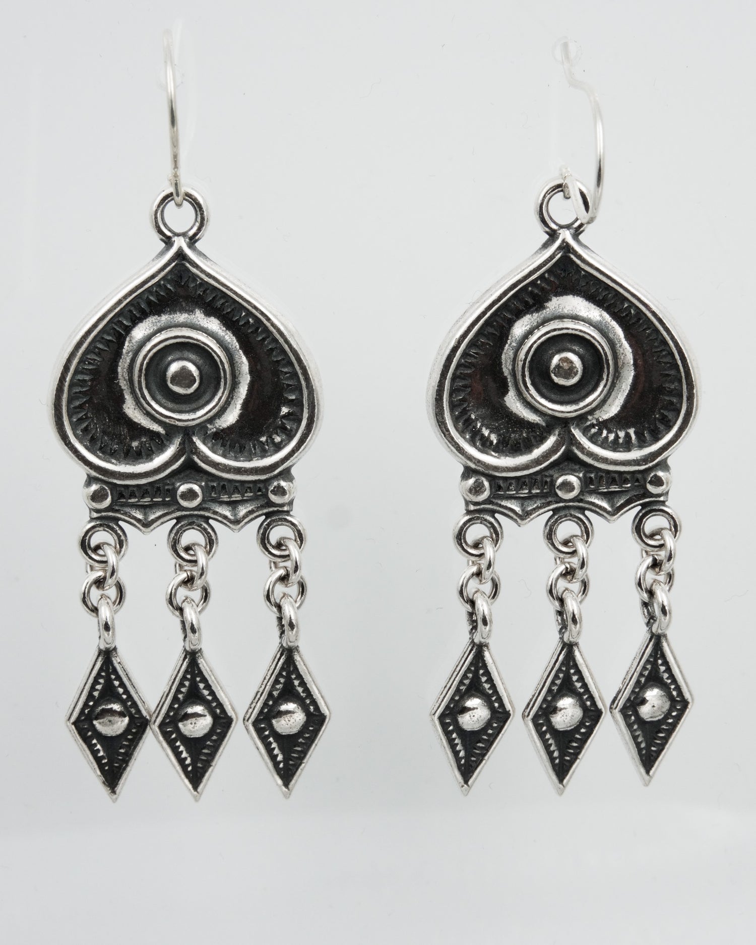 Kept Herttalehti earrings large silver