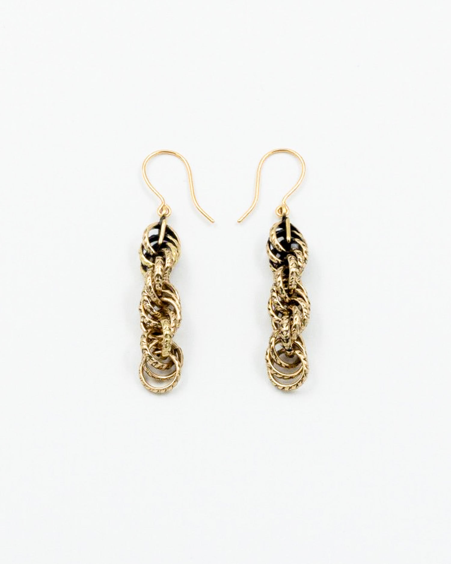 Kept E/2 hand-braided earrings bronze