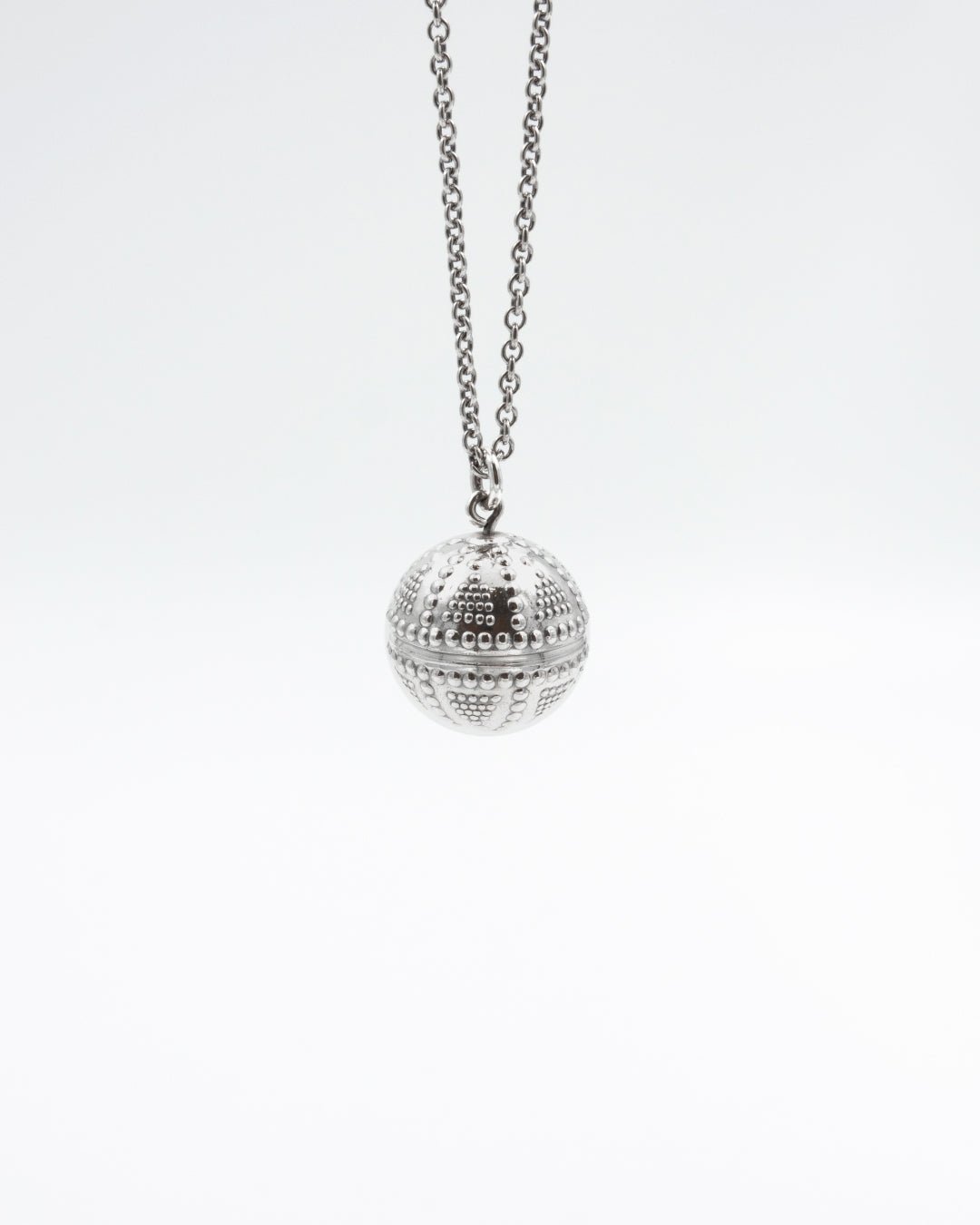 Kept Haliko filigree ball pendant 55/60 cm silver