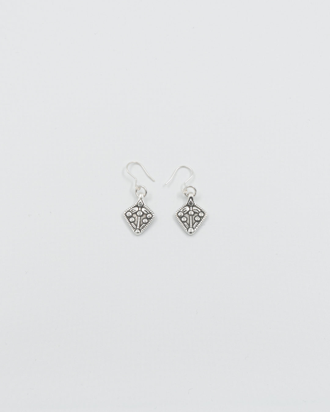 Kept Aarrekääty earrings silver